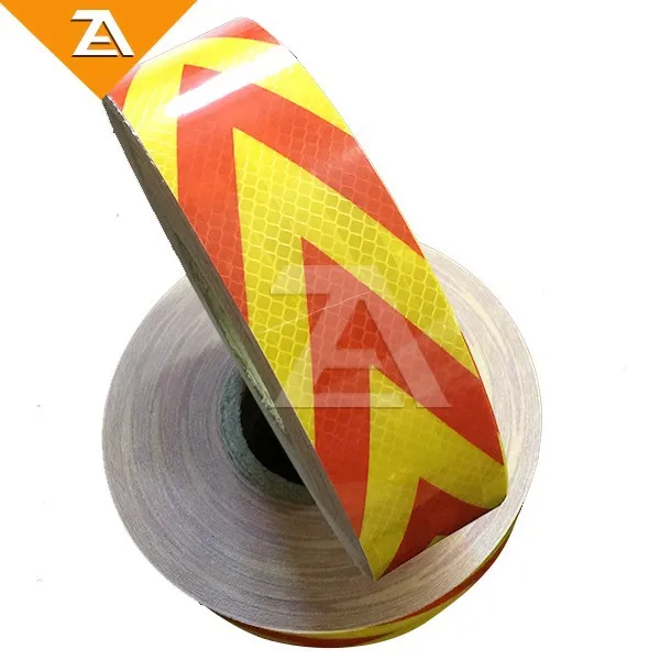Yellow Black Arrow Reflective Floor Marking Tape Reflective Sticker for Roadway Safety