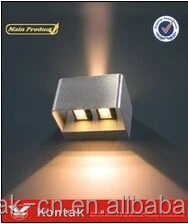 Вверх и вниз необычные настенный из светодиодов лампы популярностью среди европейских страна