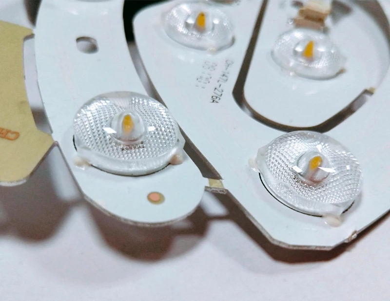 New Product Customized Single Color 12V 9W SMD 2835 LED PCB Board Assembly