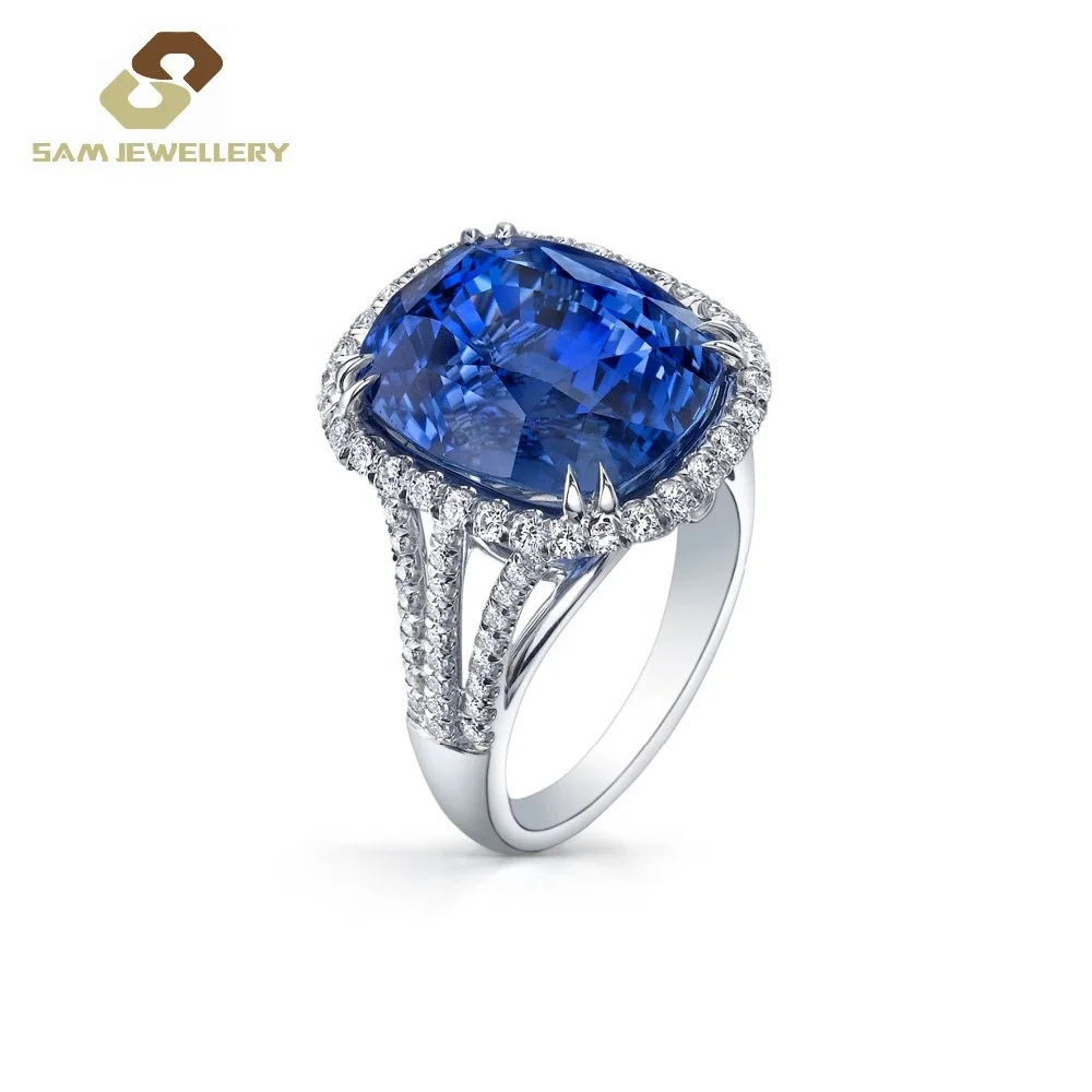 Кольцо с синими камнями