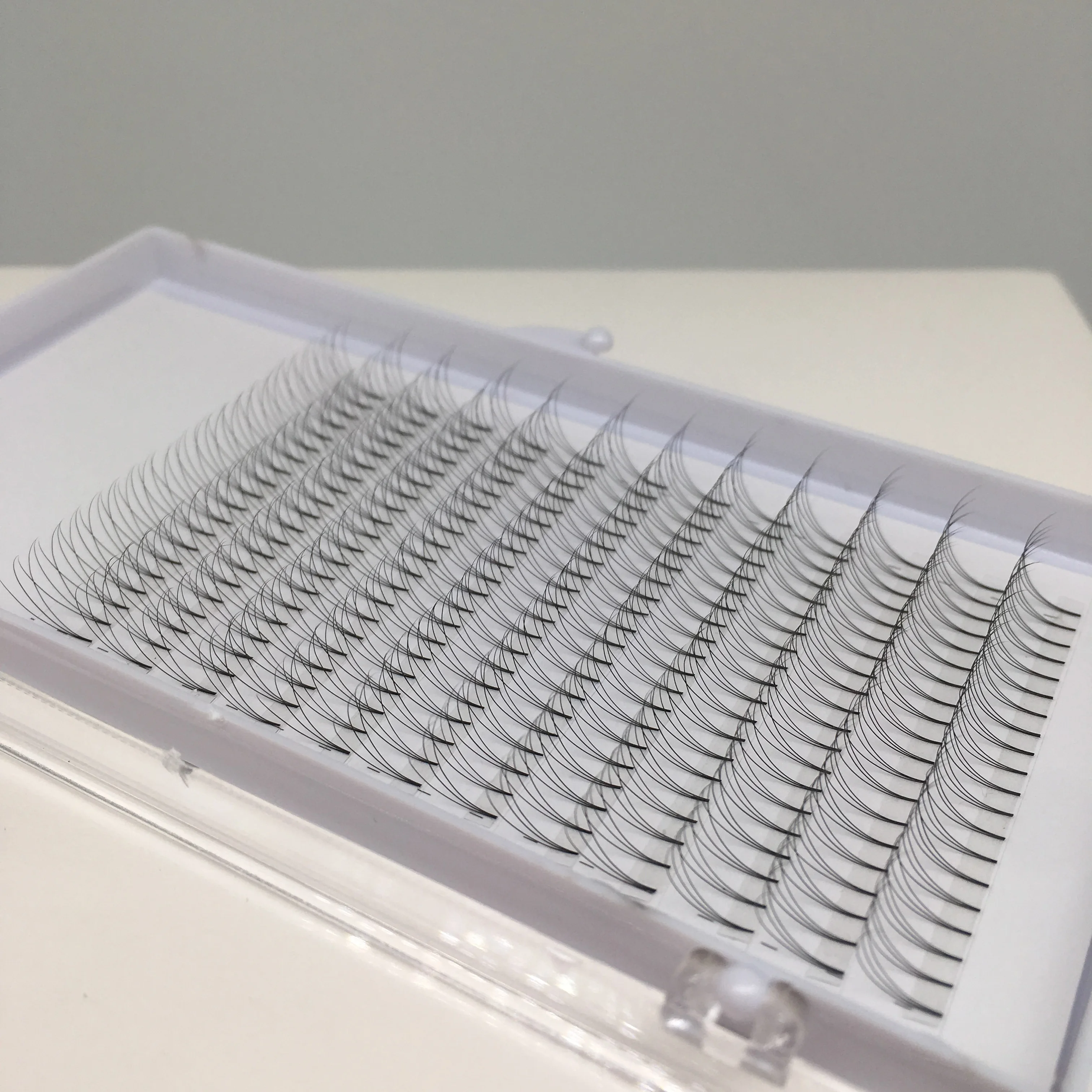 
 Термоскрепленные ресницы без клея 0,15 ММ 3D с коротким стержнем  