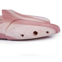 LM003C оптовая продажа кедрового дерева Shoetree для мужчин