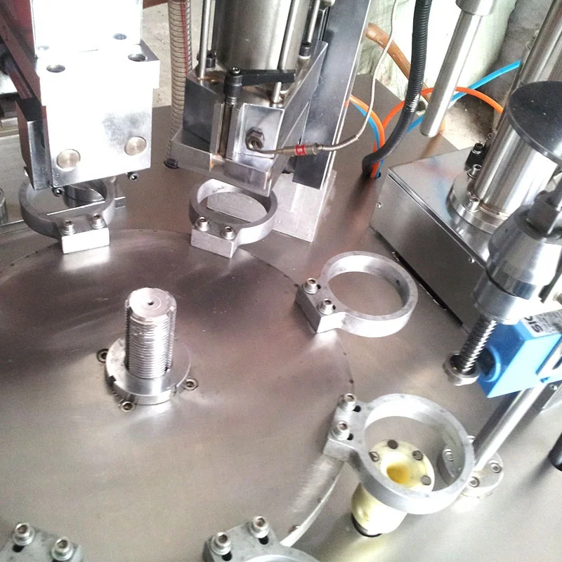 Машина для розлива пластиковых труб промышленного назначения, машина для запечатывания пластиковых труб для косметики, фармацевтики, химического продукта