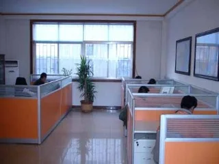 Yiwu Rongsheng Jewelry Co., Ltd. 2