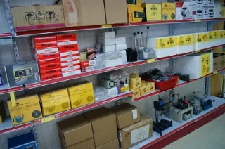 Top (Top) Needle Nose Plyer NN De 100with Giza N