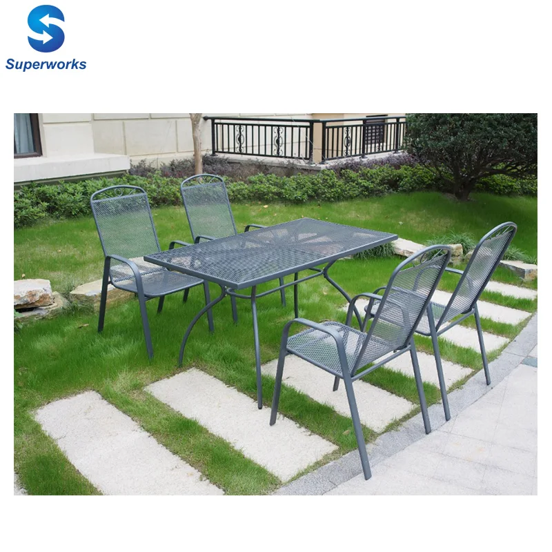 steel mesh table and chairs