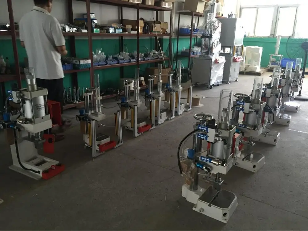 JULY Newest Small Automatic Pneumatic Eyelet Punch Machine
