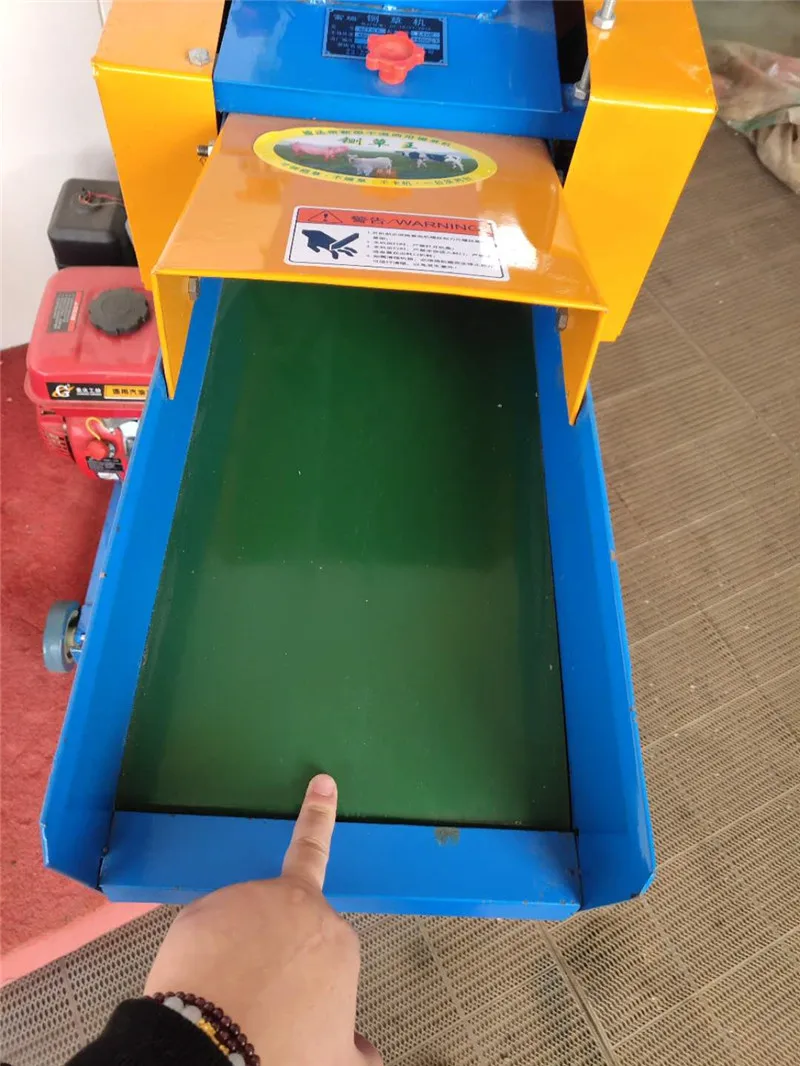 High Quality Corn Silage Cutter Machine Chaff Cutter in Sri Lanka Mini Chaff Cutter Feed Making Machine Animal Feed Machine