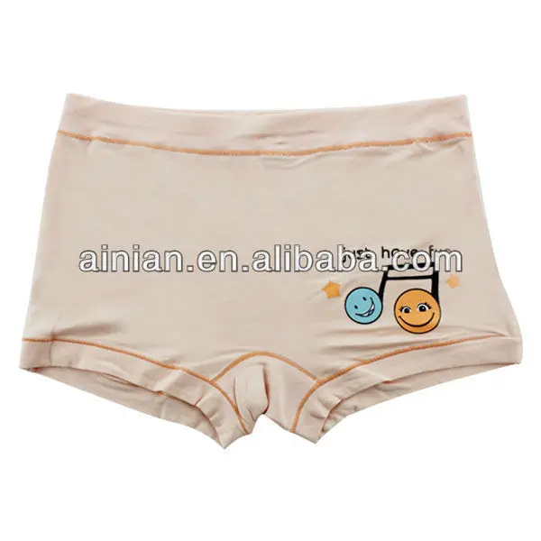 под 1 $ девочка модель в ниёнем белье