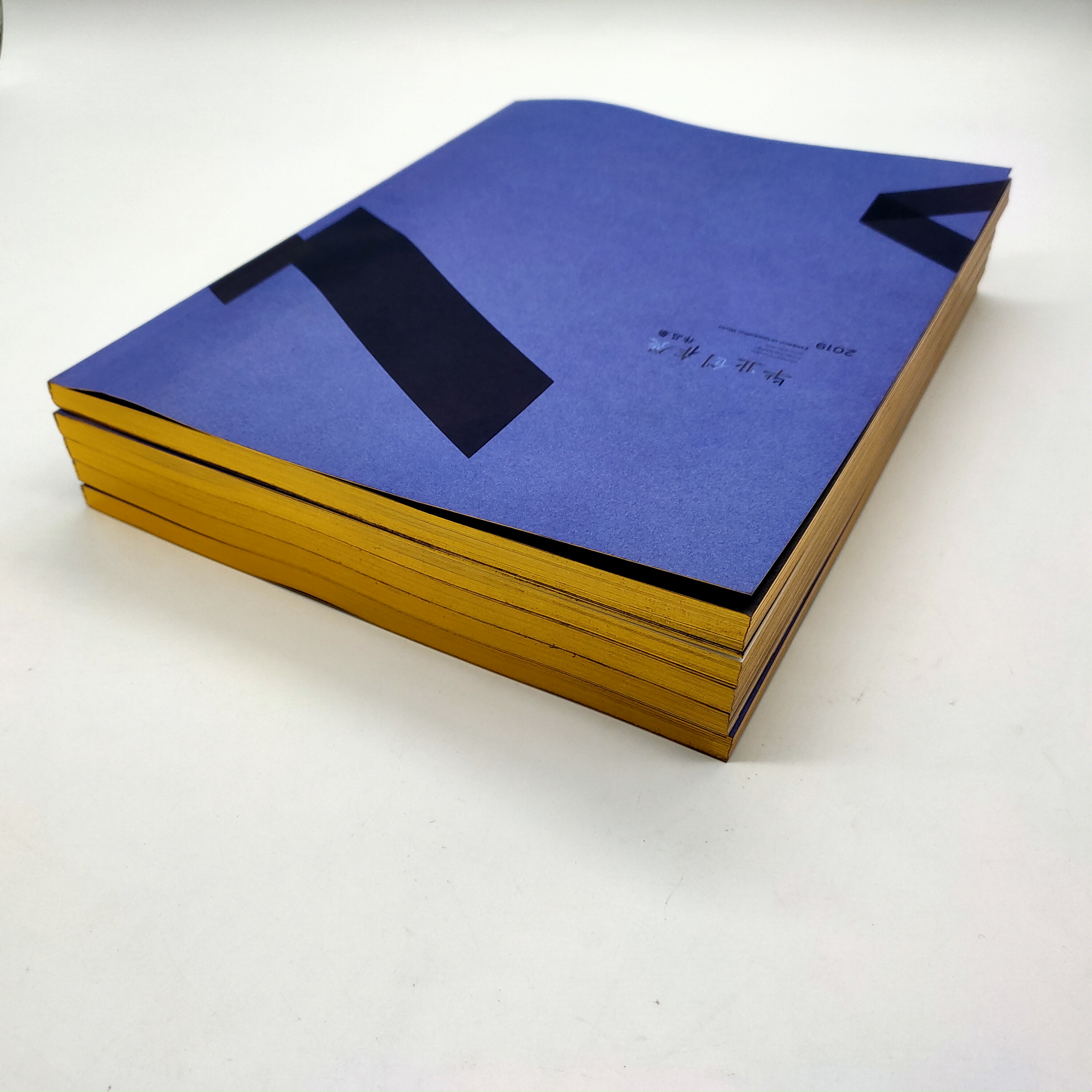 Пользовательская 100% биоразлагаемая переработанная цветная книга, услуги печати с фольгой, тиснение золотым краем