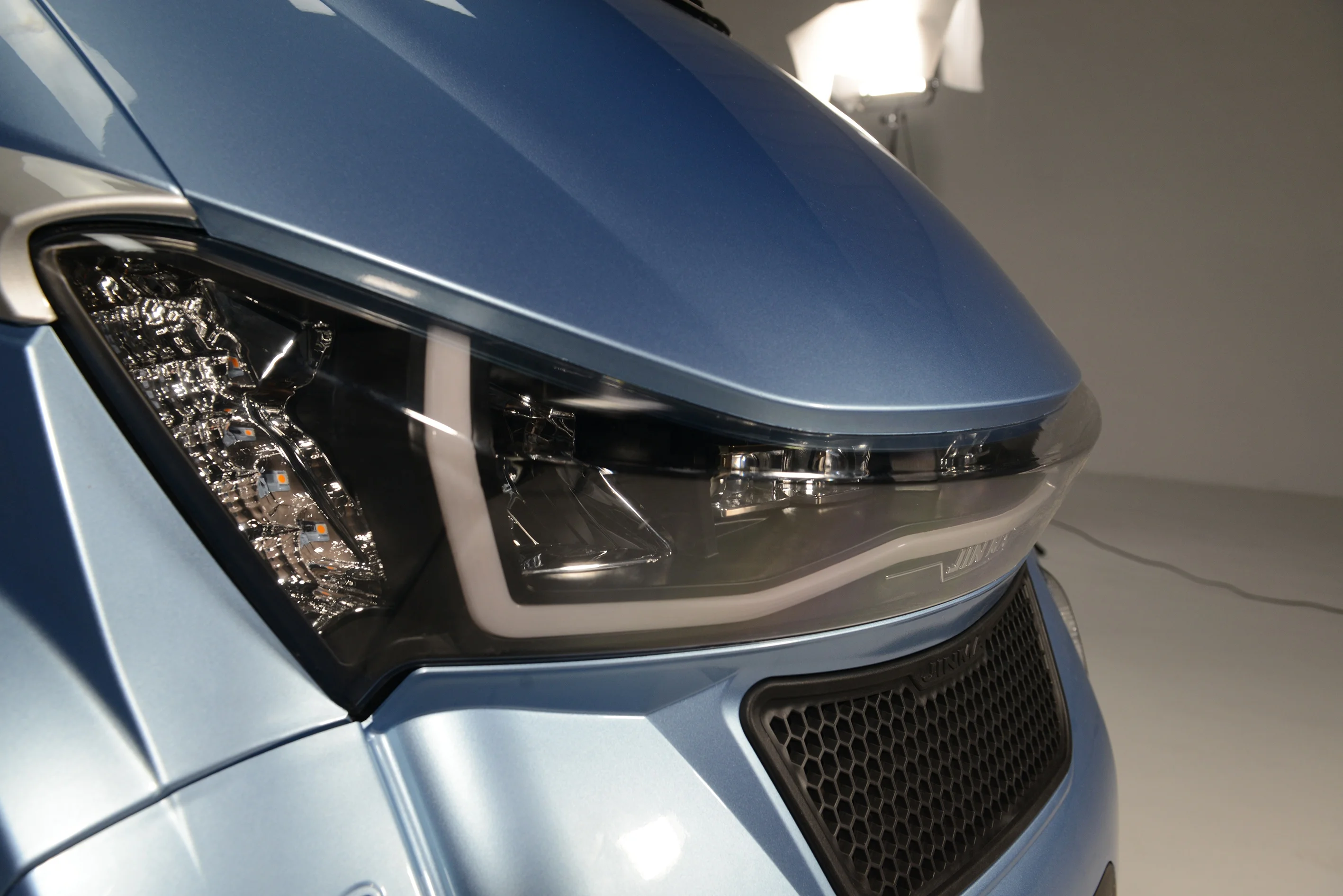 Runhorse J2 4 колеса электрический автомобиль для европейского рынка с EC EEC