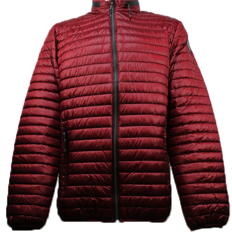 chaqueta de pluma impermeable