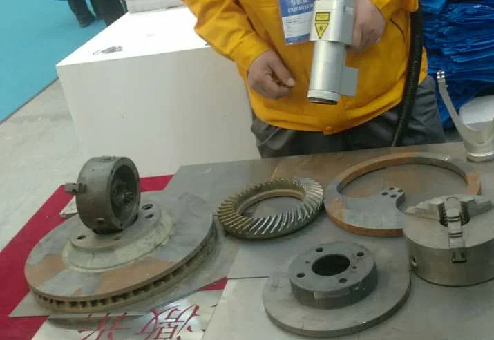 Аппарат для лазерной чистки Sundor laser с плакированным слоем и покрытием металлической поверхности, удаление тумана и ржавчины