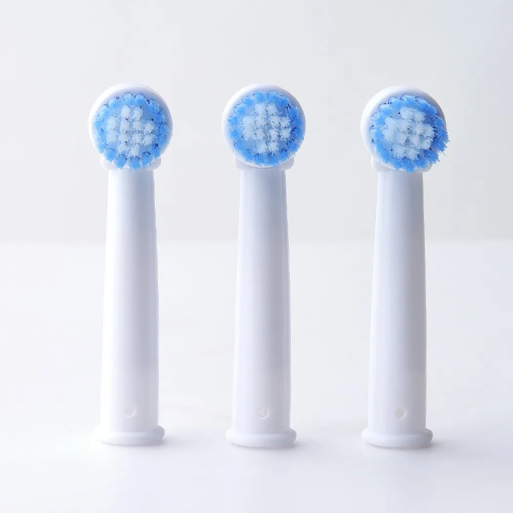 
Совместим с oral. Зубной щетки Oral-B EB-17D с синим на щетинках 