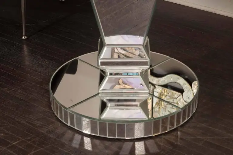 Shenzhen Top Furniture Glass Custom Round Mirrored Dining Table