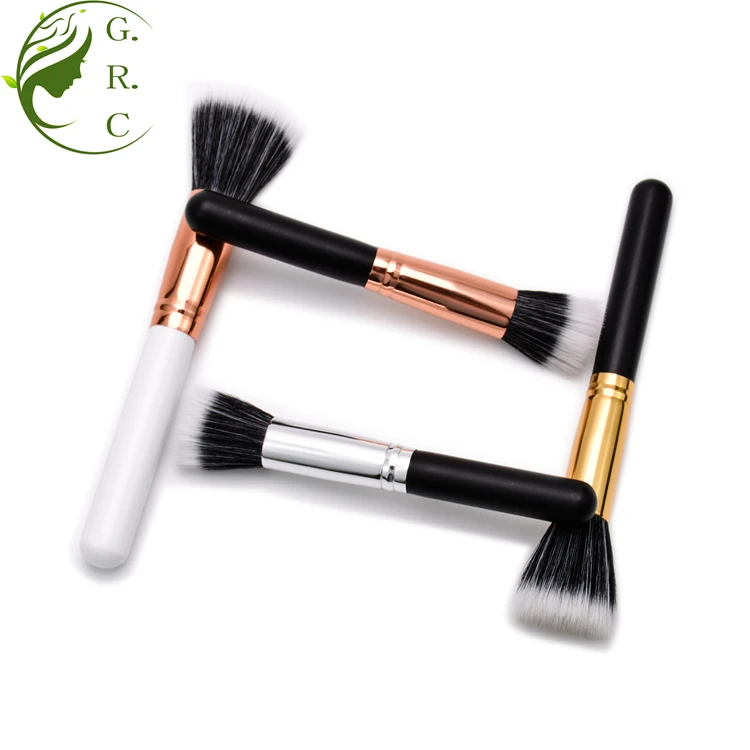 flat blush brush
