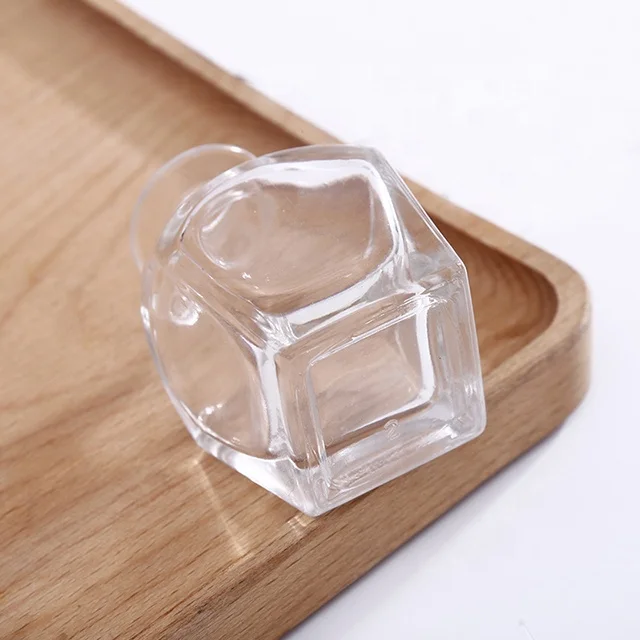 50ml 100ml 200ml Reed Diffuser Bottles Empty Heart Shape Cork 50ml Car Diffuser Glass Bottle
