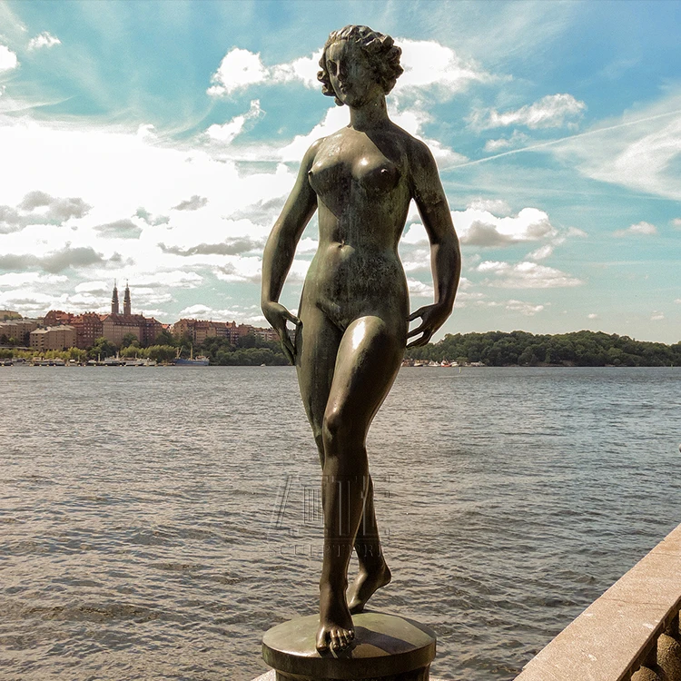 カスタム屋外黄銅彫刻ブロンズ巨乳ヌード女性像| Alibaba.com