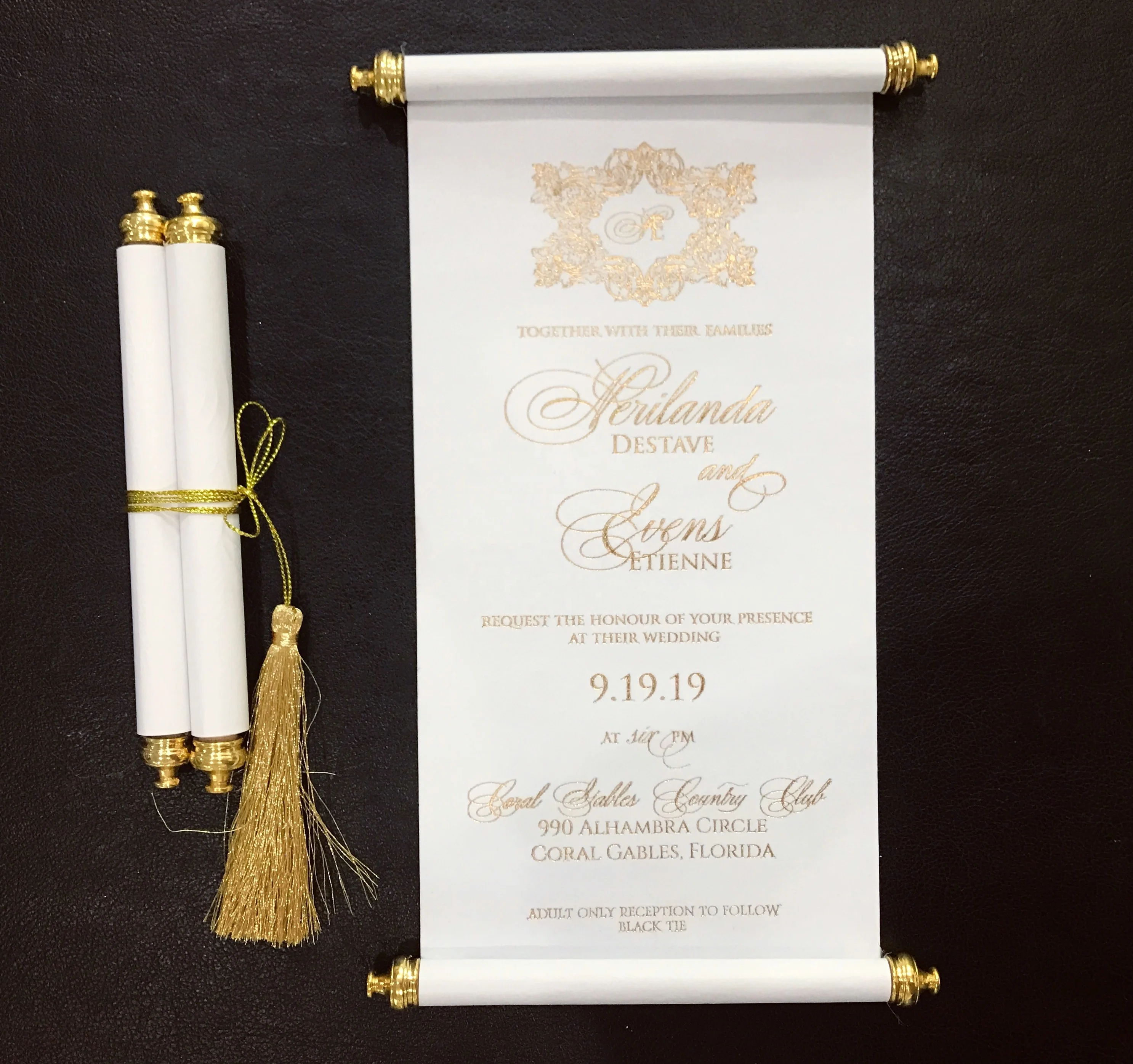 100Pcs Custom Elegant Scroll Wedding Invitations Personalized