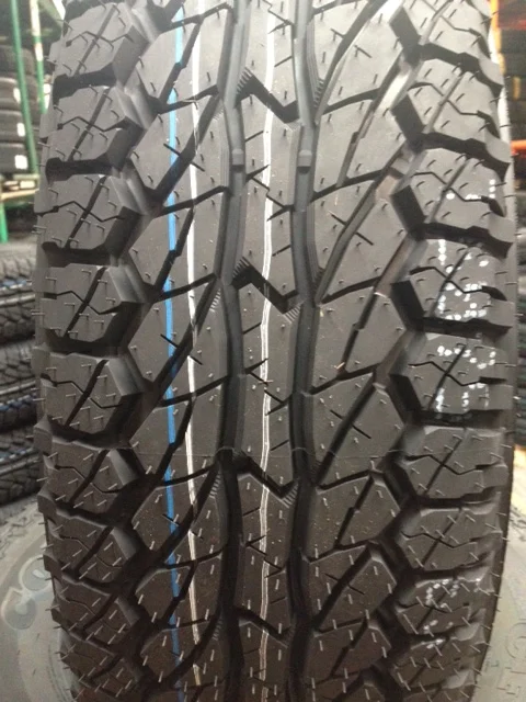 Neumático Comforser CF1000 235/75 R15 105S | Todo Terreno, Verano | Con Marcaje M+S | Para Camioneta Y Todoterreno