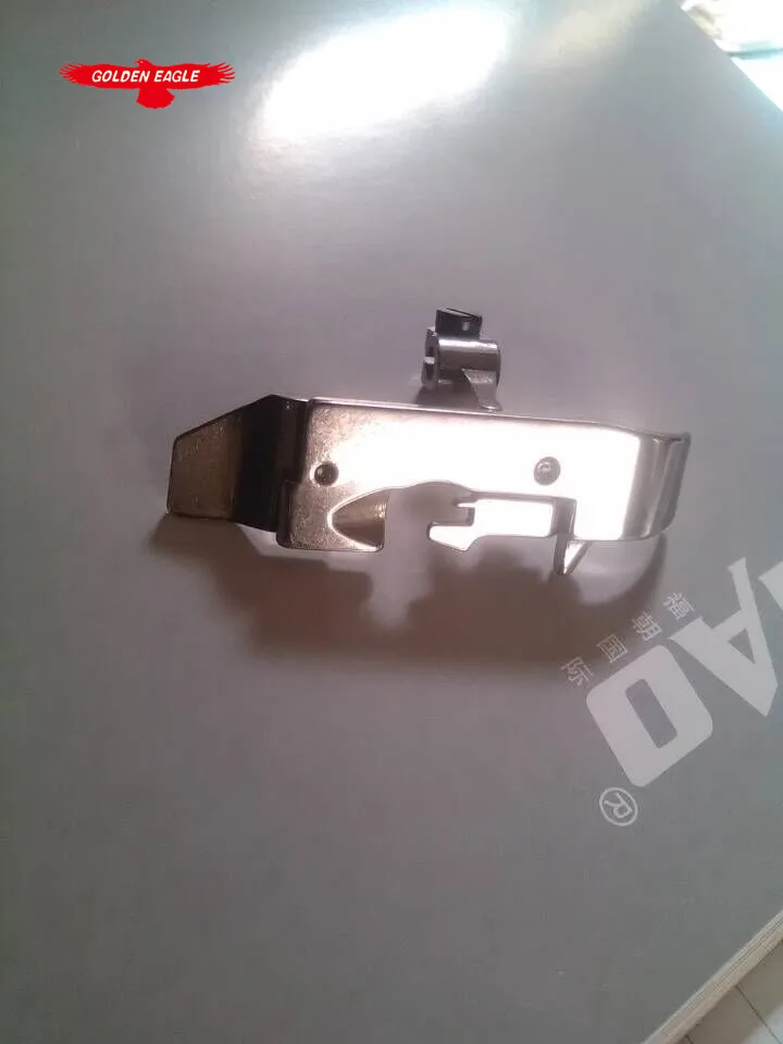 Оверлок швейная машина 747 упаковка четыре линии прижимная лапка давление M700