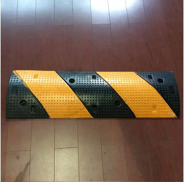 1-канальный резиновый протектор для кабеля 1000*150*30 мм скоростного удара рампа