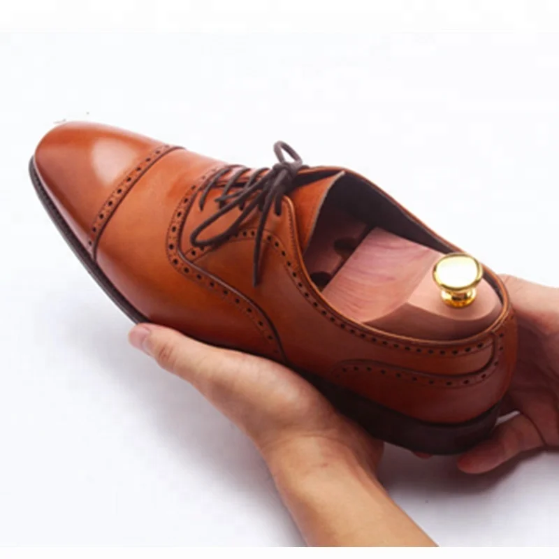 LM003C оптовая продажа кедрового дерева Shoetree для мужчин