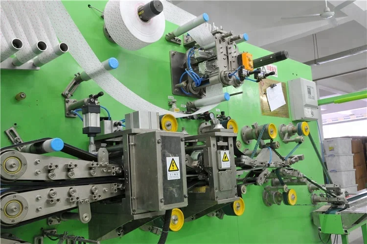 Japan Technology Without Winges Mini Sanitary Pad Machine Daily Use Full Auto Disposable Panty Liner Making Machine