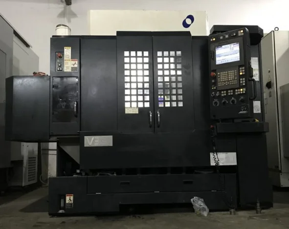 High Precision Japan Makino V33 Used Cnc Vertical Machining Center