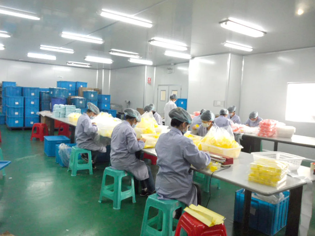 Taizhou Huangyan Huixuan Plastic Co., Ltd.