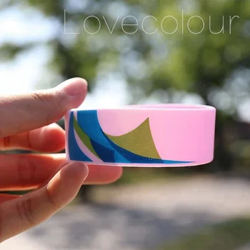 カスタムUVカラーチェンジシリコンリストバンドラバーバンド