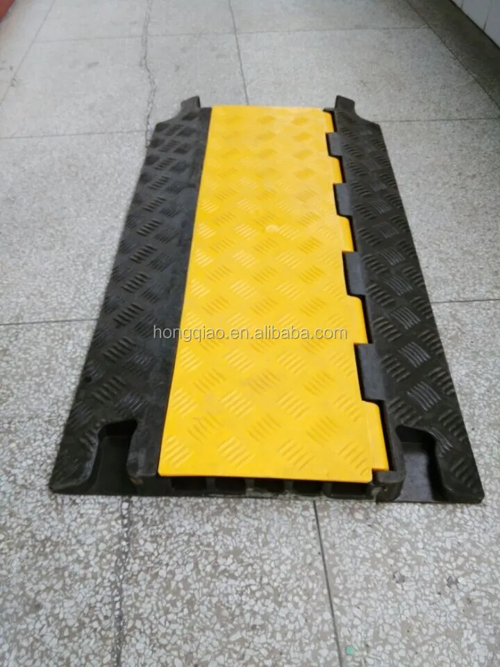 3-канальный блок питания кабель протектор канал резиновый защитный аппаратор для кабели парковка красный/желтый корпус + черная база 1 кг ~ 22 хунцяо