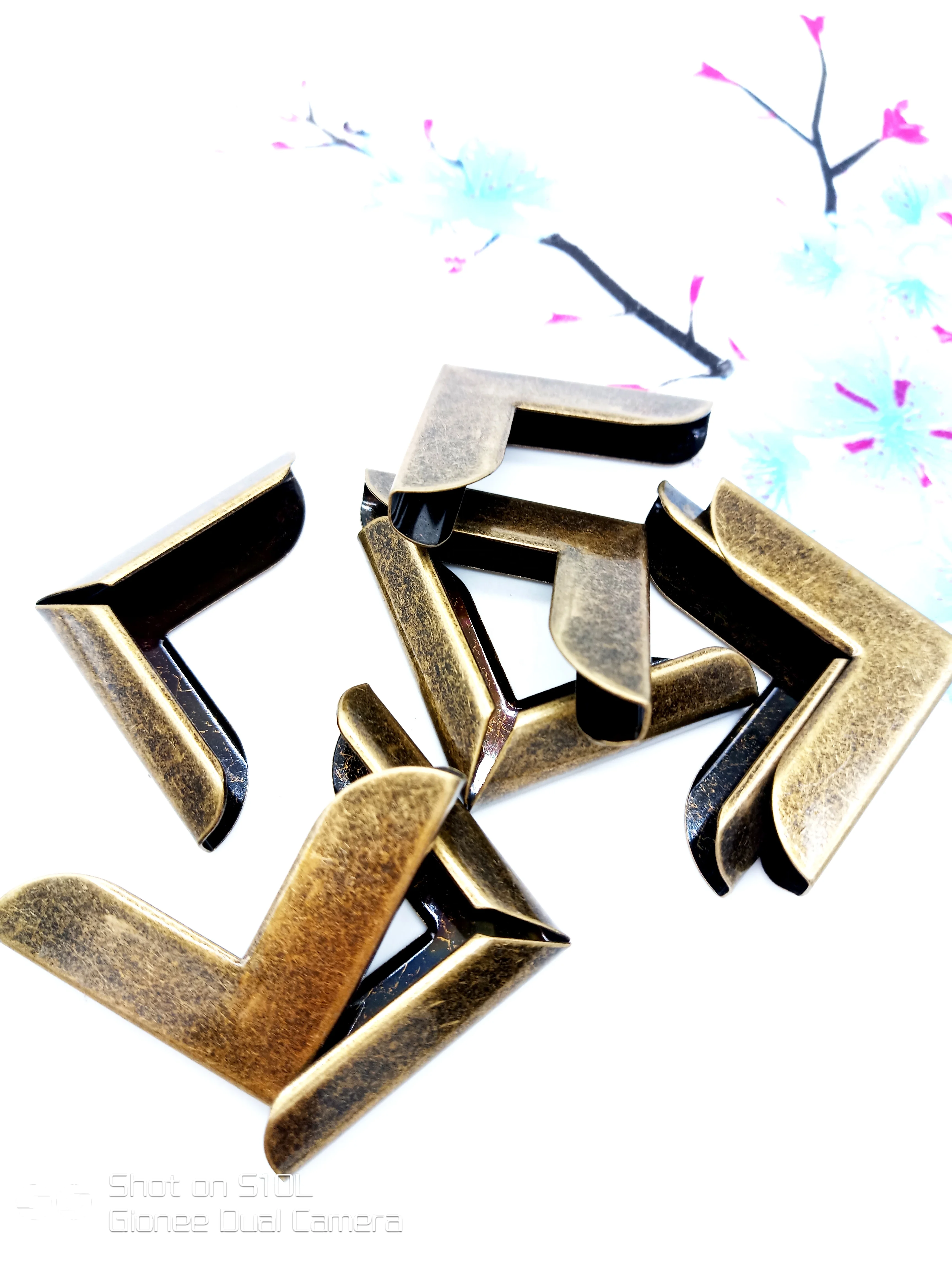 
 Лидер продаж, крафтовые металлические защитные уголки для книг, практичные товары, металлические, латунные, картонные Защитные уголки  