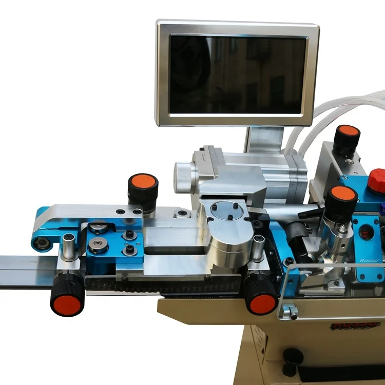 Машина для сшивания носков