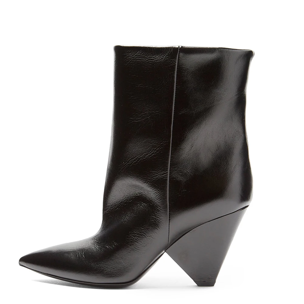 Saint Laurent slip-on pointed toe boots