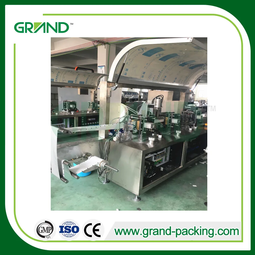 
 Автоматическая упаковочная машина с одной саше для влажных салфеток/спиртовой тампон/влажных салфеток  