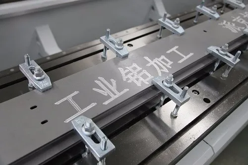 Aluminum Profile 3 Axis Cnc Machining Center with Rotary Work Table