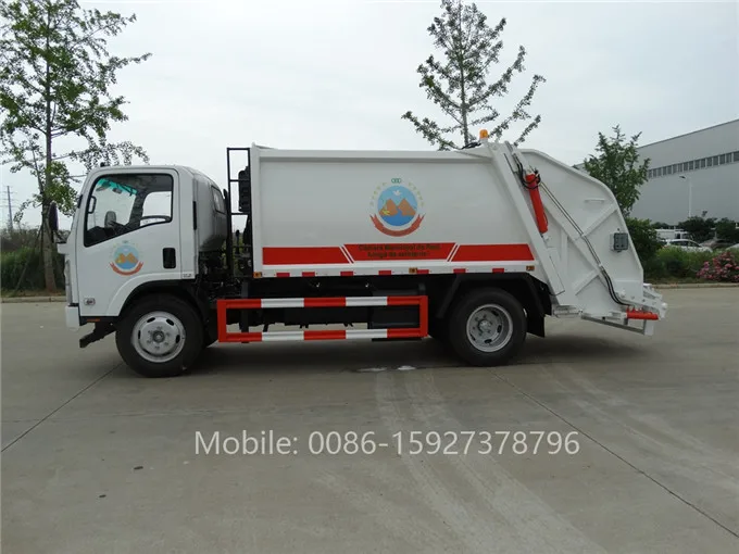 6m3 Rear Loader Japan Compress Garbage Truck