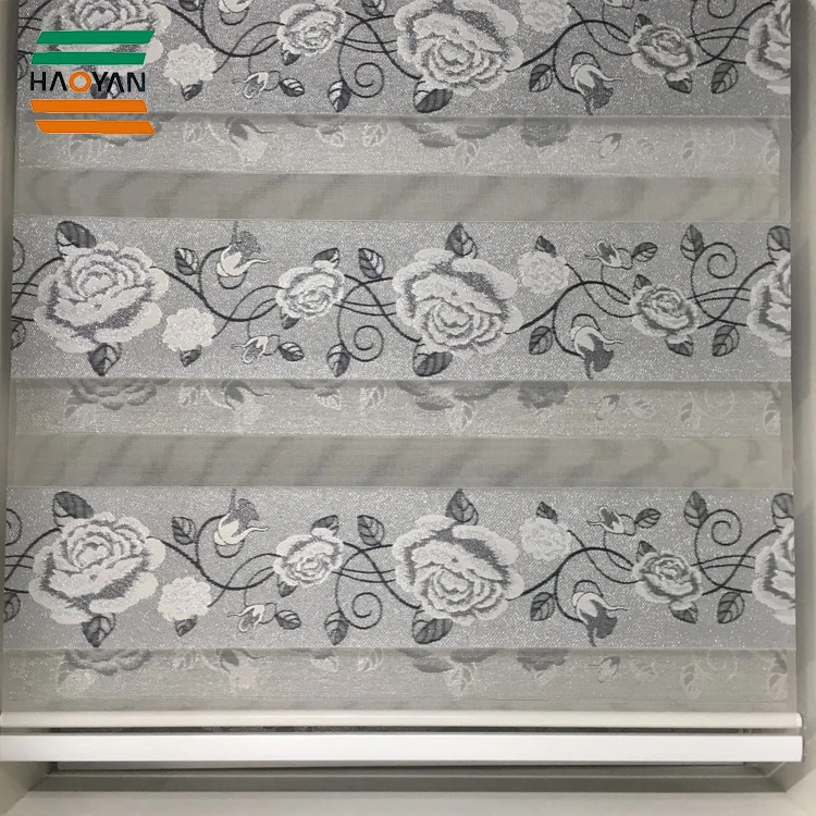 Двухслойная светонепроницаемая полосатая роликовая шторка