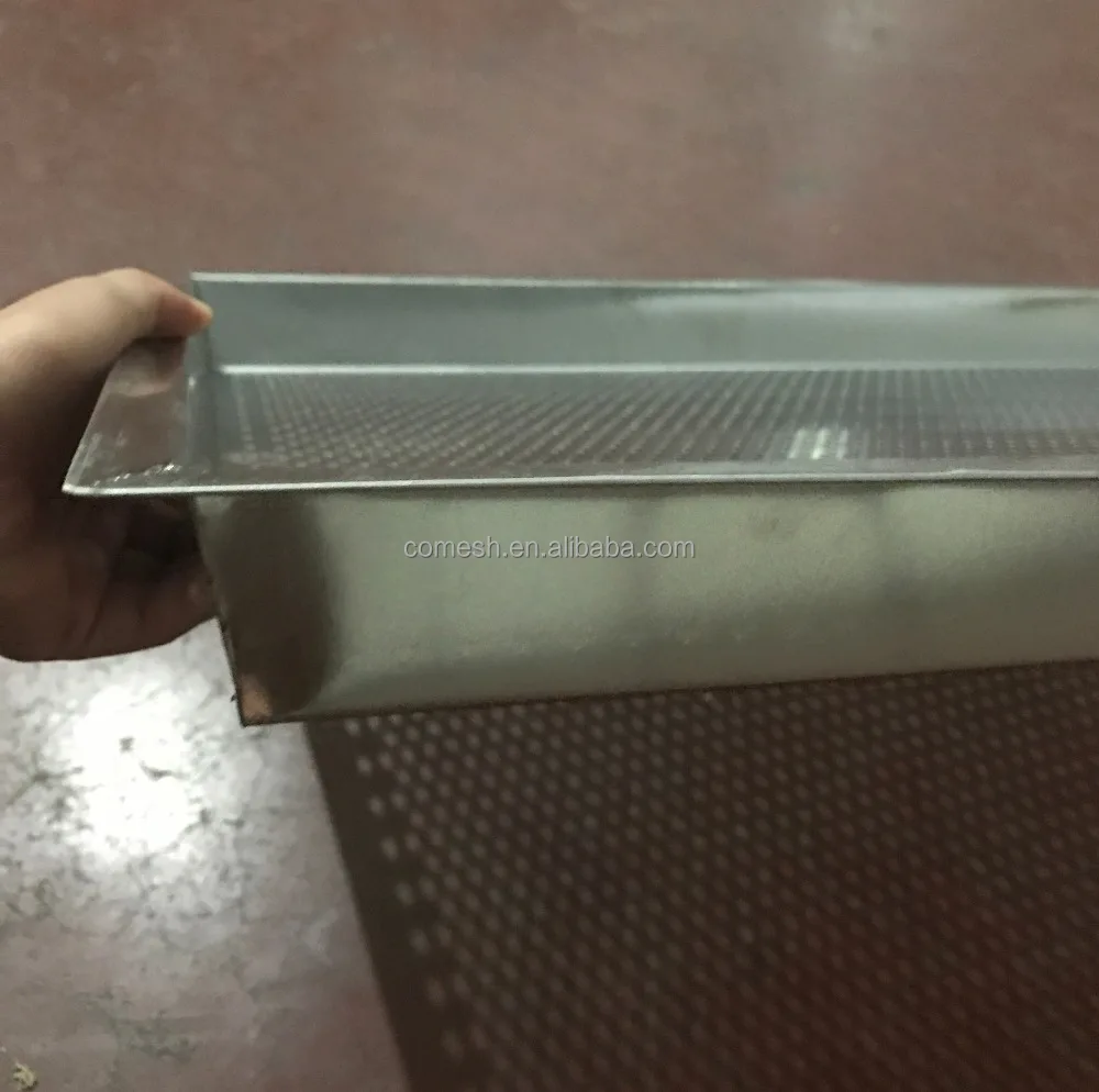 Perforated Baking Tray for Bread Baking Stainless Steel Perforated Metal Baking Sheet Pan