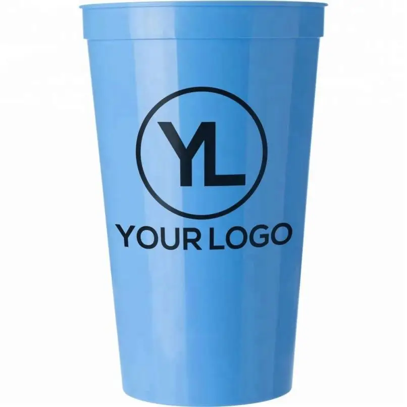 Пластиковая чашка для напитков 22 унции для стадиона на заказ с крышкой