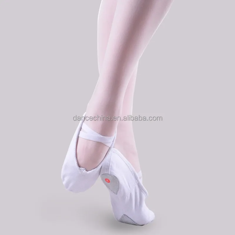 08B5B002   2020 comfortable cheap price girl  ballet shoes Dance Training Soft Canvas