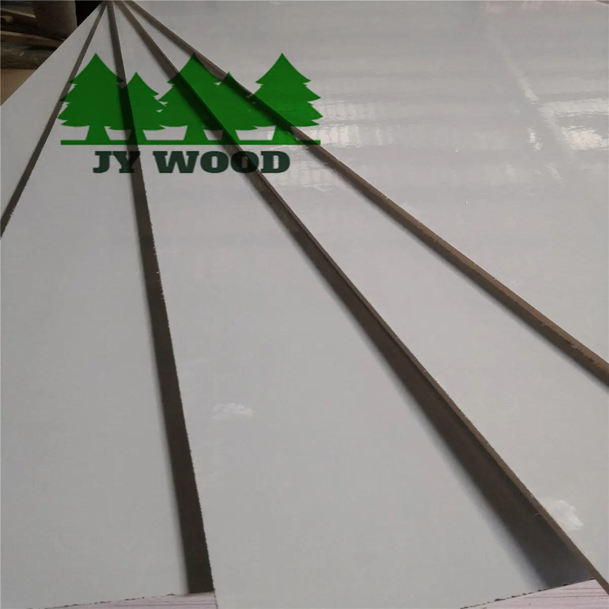 Buy 1220x2440mm Formica Plastic Laminate Sheets / Hpl Plywood To Usa from  Linyi Dingqiao Import And Export Co., Ltd., China