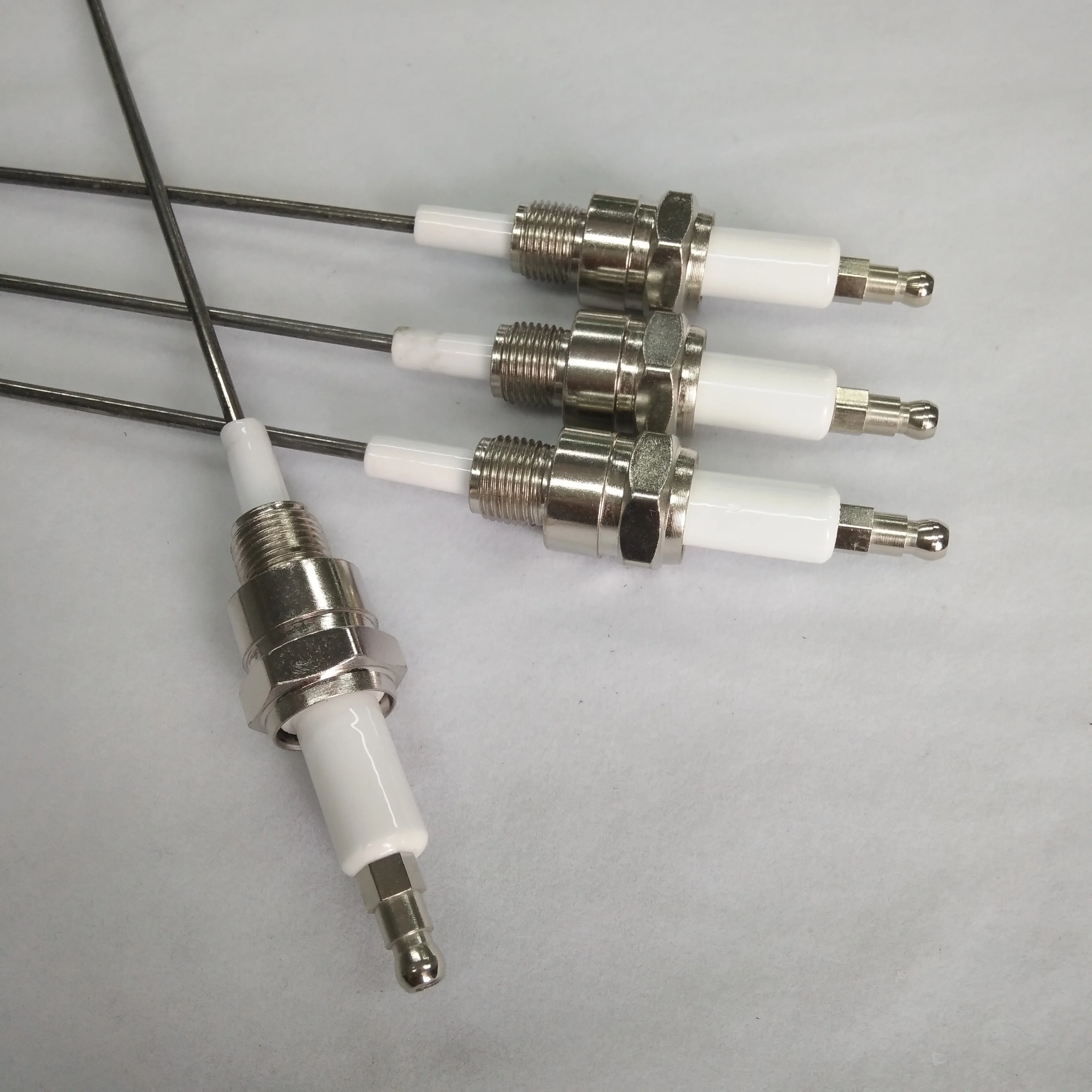 Beru Used Customized Electrode Spark Plug Ceramic Igniter Spark Igniter Electrodes