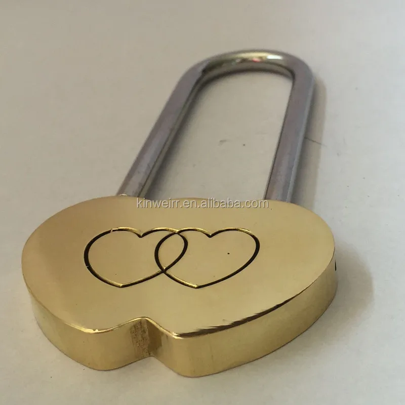 
 Самый дешевый замок с двойным сердцем и выгравированным сердцем  