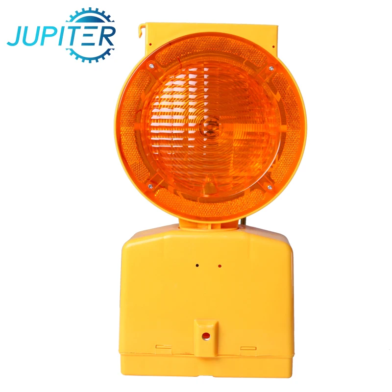 Carretera De Cono De Trafico Intermitente Solar Led De Amarillo Flash De Advertencia De Trafico Luz Buy Luz Solar De Bloqueo De Carretera Luz Amarilla De Advertencia De Trafico Luz Intermitente De Cono