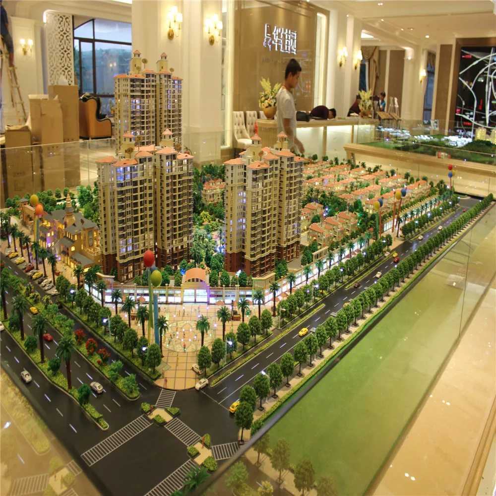 Multi-storey miniature model houses 