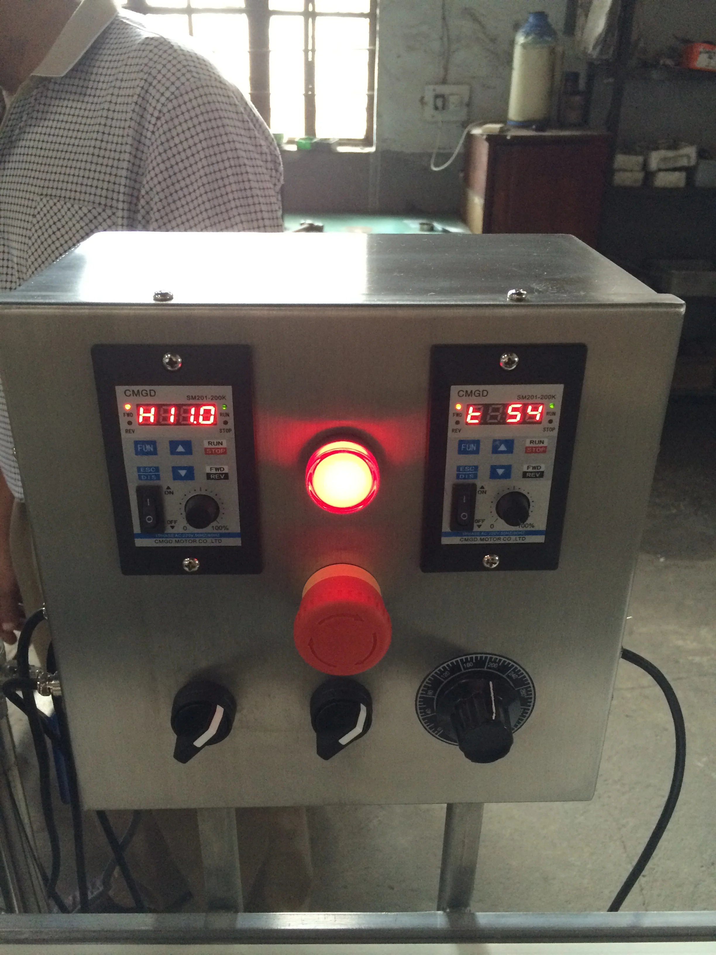 OEM Automatic 8kg Chocolate Enrobing Coating Machine Food Grade Stainless Steel Chocolate Making Production Line