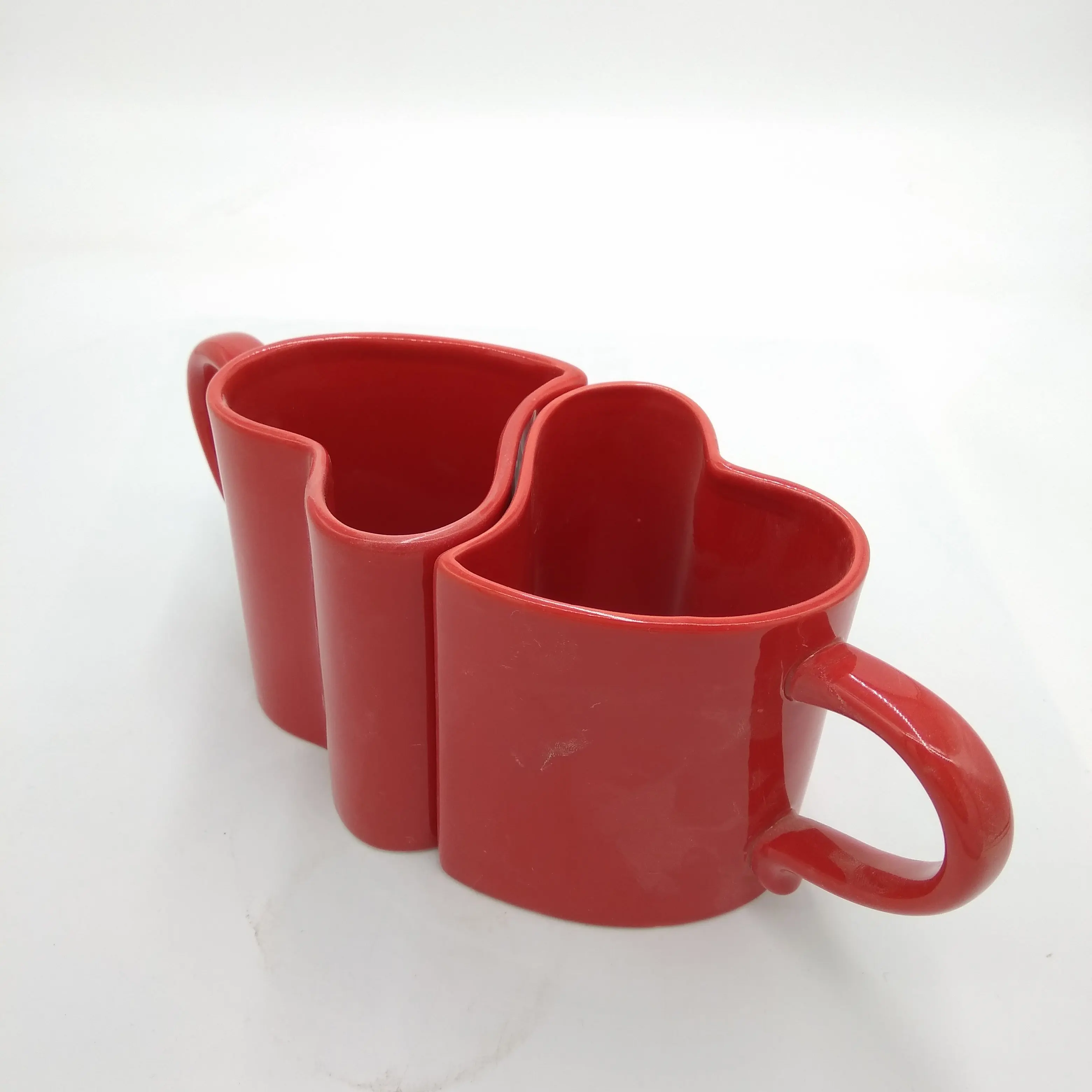 HEART SHAPED 2 MUGS LOVE CUPS COFFEE TEA CERAMIC WHITE RED ROMANTIC VALENTINE
