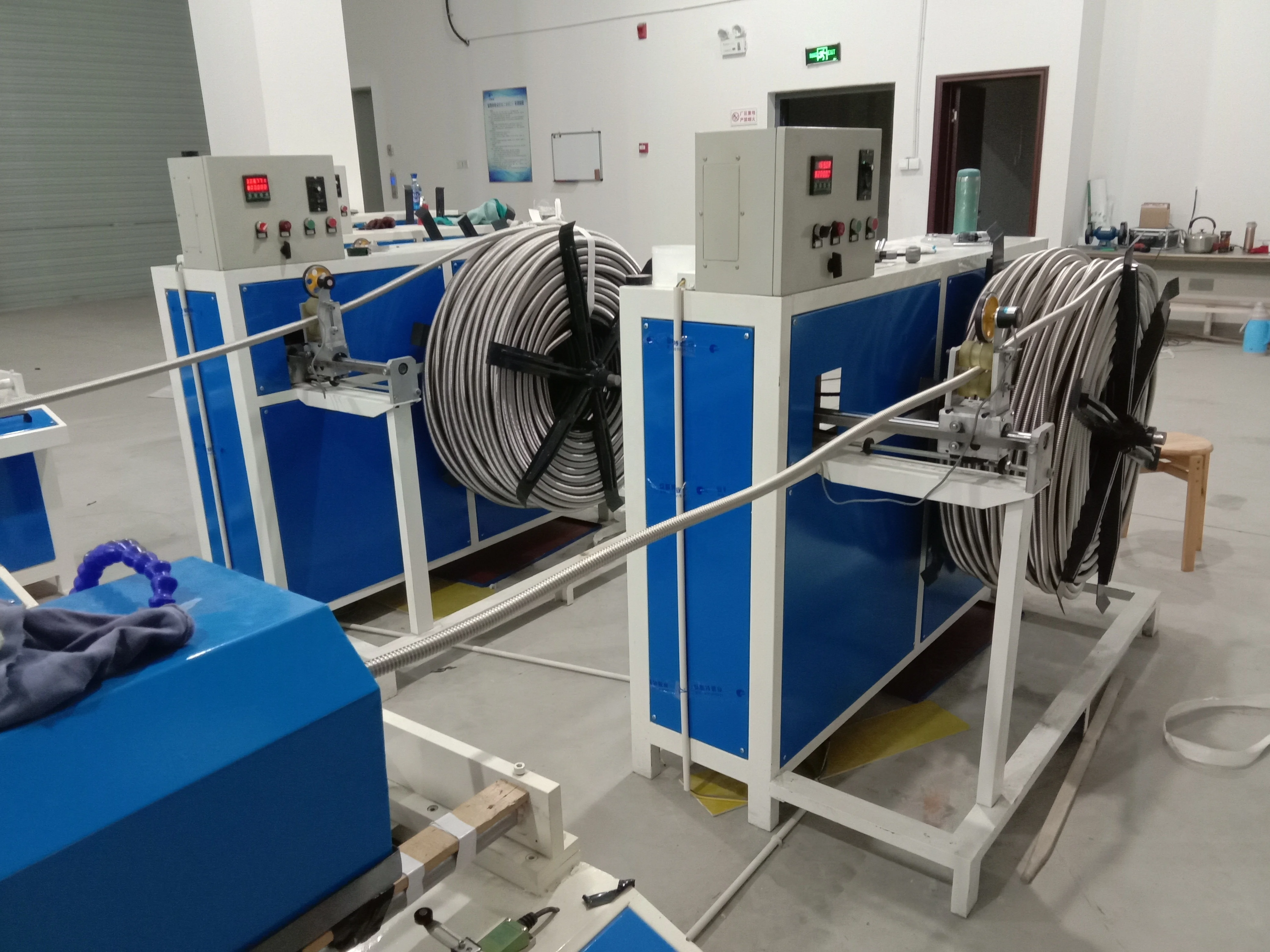
 Flexible solar hose making machine/ Stainless steel solar hose production line/Steel corrugated solar hose pipe machine  